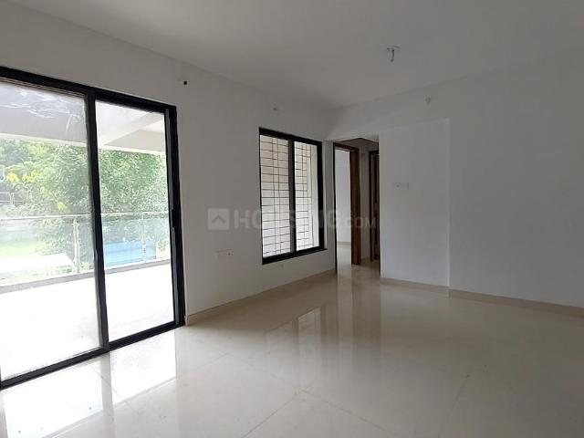 2 BHK Apartment in Mohammed Wadi for resale Pune. The reference number is 15100328