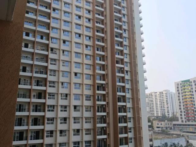 2 BHK Apartment in Mohammed Wadi for resale Pune. The reference number is 19419541