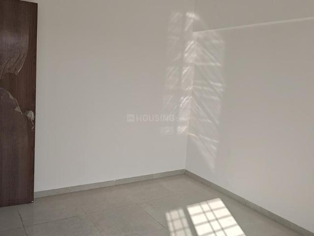 2 BHK Apartment in Mohammed Wadi for resale Pune. The reference number is 19837646