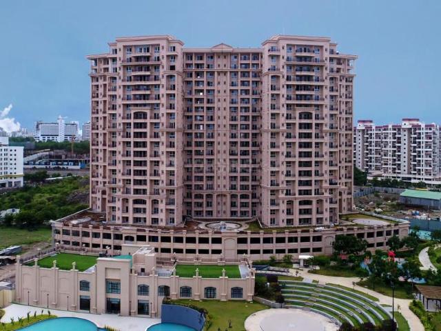 2 BHK Apartment in Mohammed Wadi for resale Pune. The reference number is 20564147