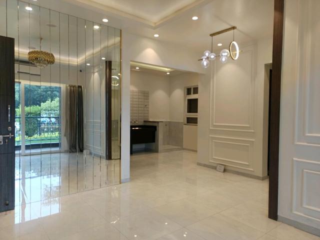 2 BHK Apartment in Mohammed Wadi for resale Pune. The reference number is 20859494