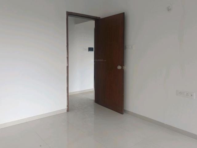 2 BHK Apartment in Mohammed Wadi for resale Pune. The reference number is 20289128