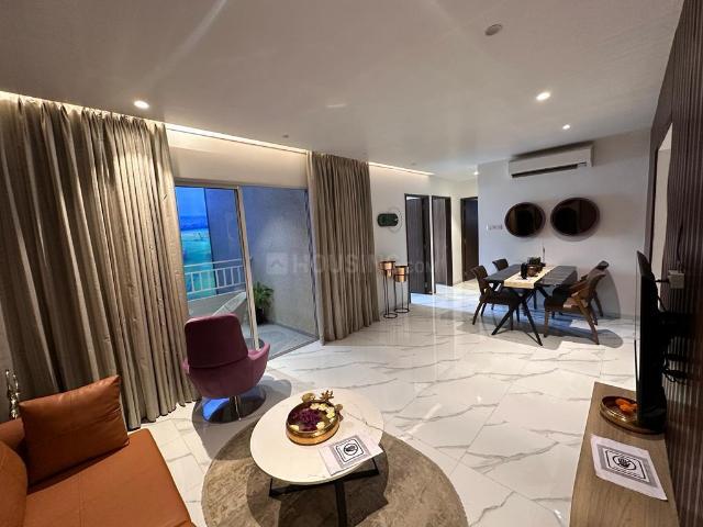 2 BHK Apartment in Mohammed Wadi for resale Pune. The reference number is 21033621