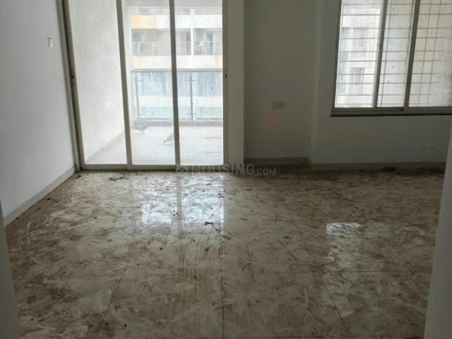 2 BHK Apartment in Mohammed Wadi for resale Pune. The reference number is 21037427