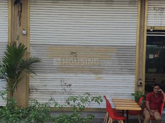 2 BHK Apartment in Mohammed Wadi for resale Pune. The reference number is 21068551