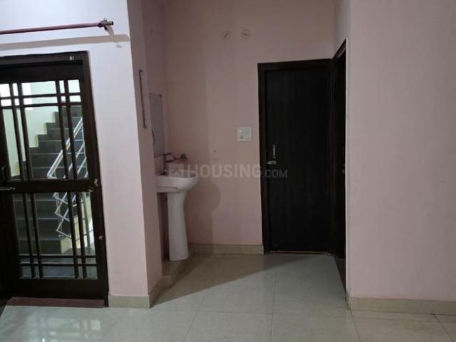 2 BHK Apartment in Mohaddipur for rent Gorakhpur. The reference number is 20929537