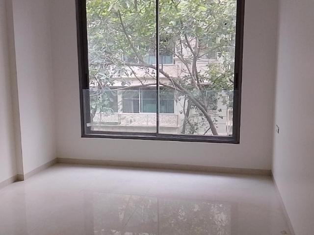2 BHK Apartment in Matunga East for resale Mumbai. The reference number is 20538136