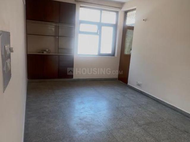2 BHK Apartment in Mayur Vihar Phase 1 for rent New Delhi. The reference number is 19979911