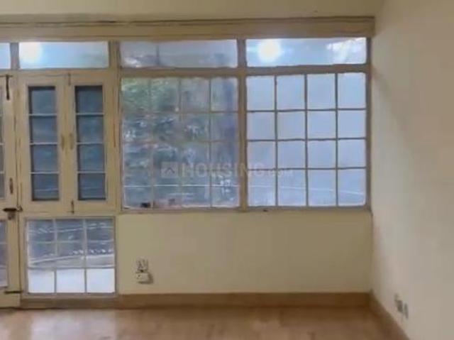 2 BHK Apartment in Mayur Vihar Phase 1 for rent New Delhi. The reference number is 19981036