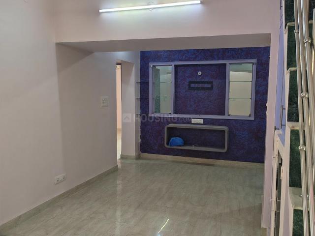 2 BHK Apartment in Mayur Vihar Phase 1 for rent New Delhi. The reference number is 20888705
