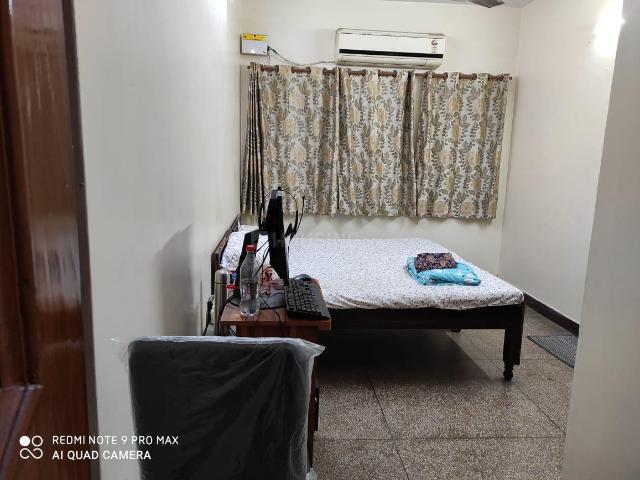 2 BHK Apartment in Mayur Vihar Phase 1 for rent New Delhi. The reference number is 21101523