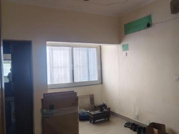 2 BHK Apartment in Mayur Vihar Phase 1 for resale New Delhi. The reference number is 19634007