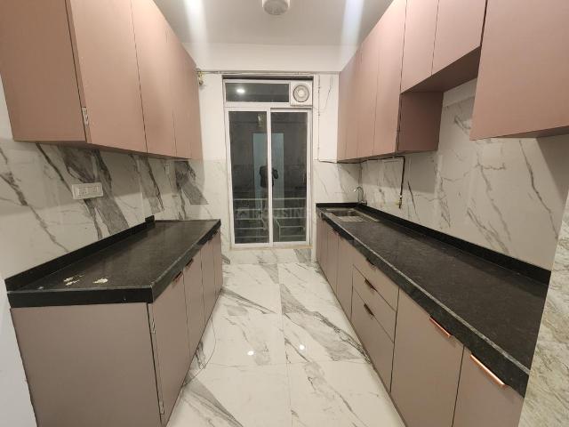 2 BHK Apartment in Madanpura for rent Mumbai. The reference number is 19182159