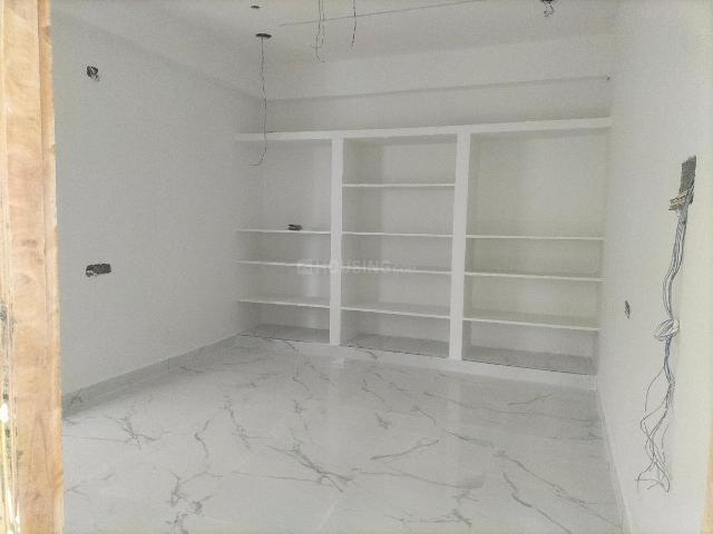 2 BHK Apartment in Maddilapalem for resale Visakhapatnam. The reference number is 20523697