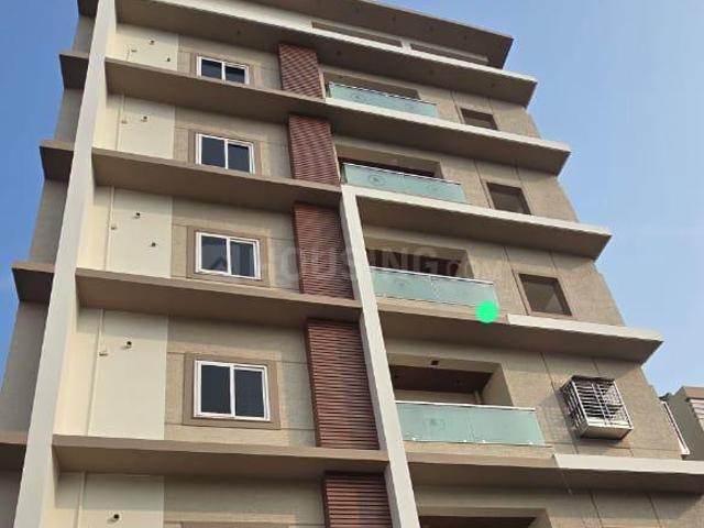 2 BHK Apartment in Madhavadhara for resale Visakhapatnam. The reference number is 19075976