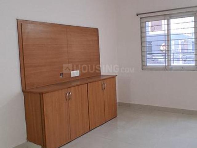2 BHK Apartment in Madhapur for rent Hyderabad. The reference number is 19607005