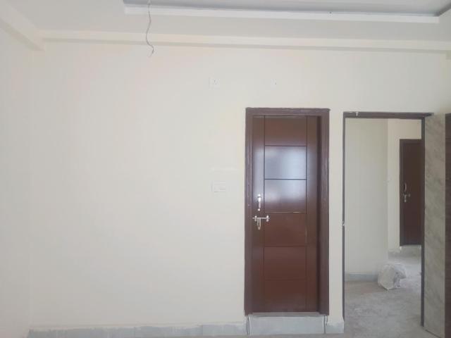 2 BHK Apartment in Madhapur for rent Hyderabad. The reference number is 19703858