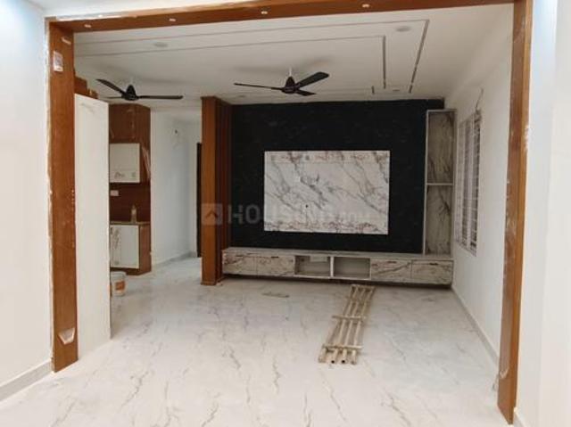 2 BHK Apartment in Madhapur for rent Hyderabad. The reference number is 20566676