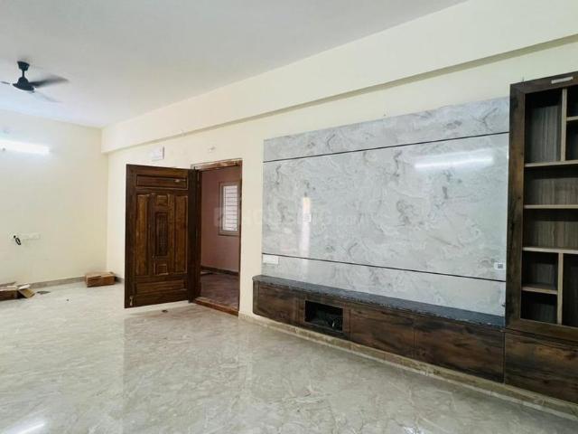 2 BHK Apartment in Madhapur for rent Hyderabad. The reference number is 20561665