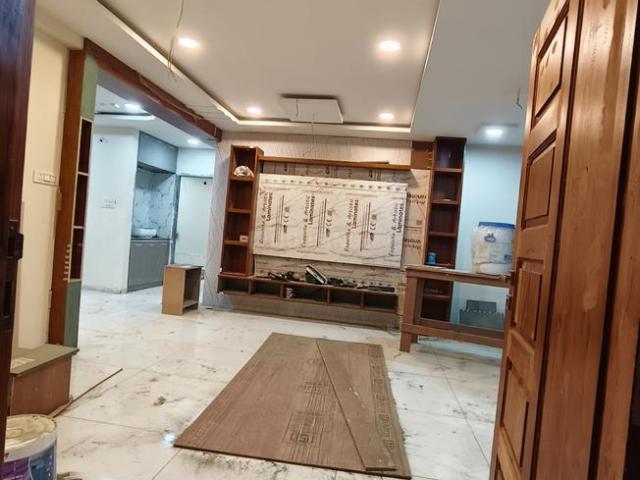 2 BHK Apartment in Madhapur for rent Hyderabad. The reference number is 21295431