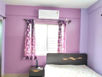 Flat to rent in Ward 17 Madhyamgram - Balcony