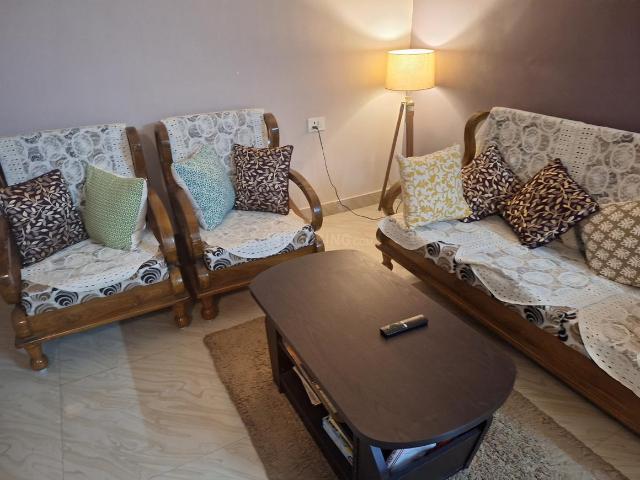 2 BHK Apartment in Madhyamgram for rent Kolkata. The reference number is 20733519