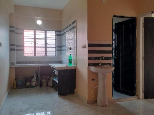 2 BHK Apartment in Madhyamgram for rent Kolkata. The reference number is 20890164