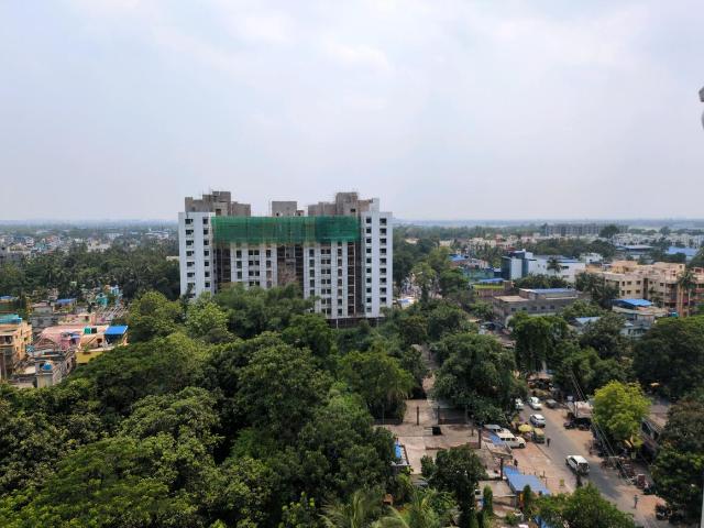 2 BHK Apartment in Madhyamgram for resale Kolkata. The reference number is 20358957