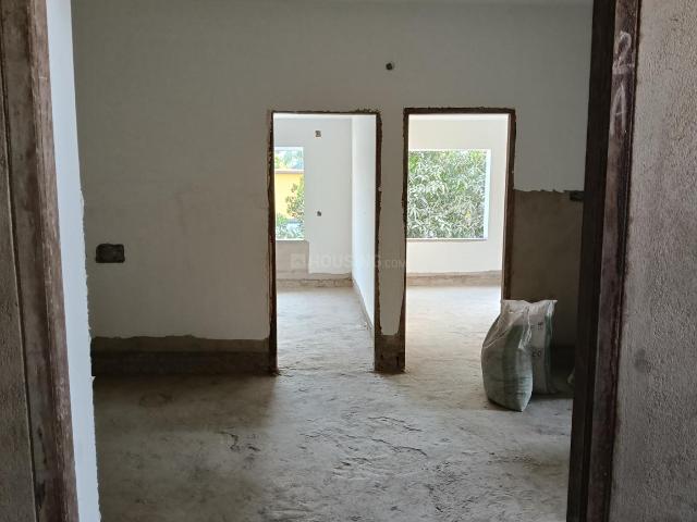 2 BHK Apartment in Madhyamgram for resale Kolkata. The reference number is 21161510