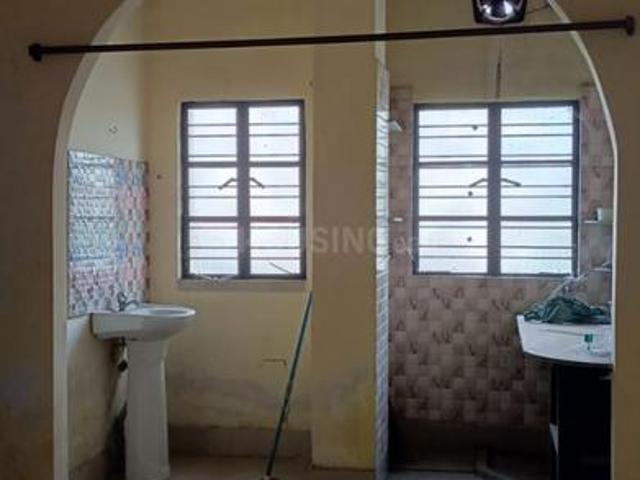 2 BHK Apartment in Madhyamgram for resale Kolkata. The reference number is 21210732