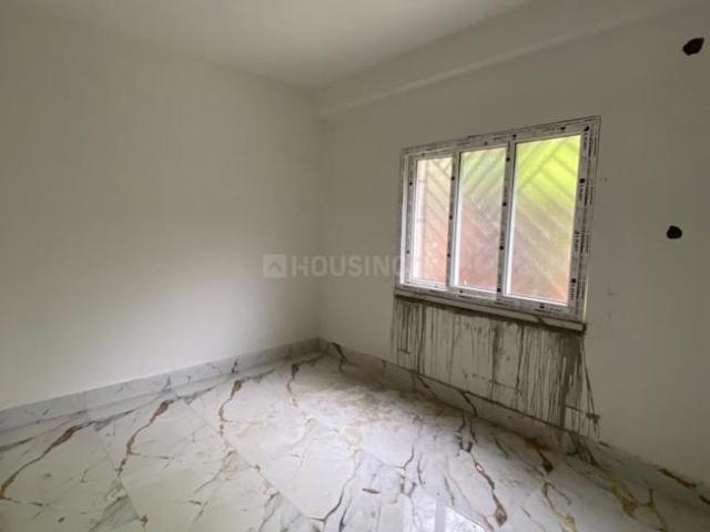 2 BHK Apartment in Madhyamgram for resale Kolkata. The reference number is 21280390