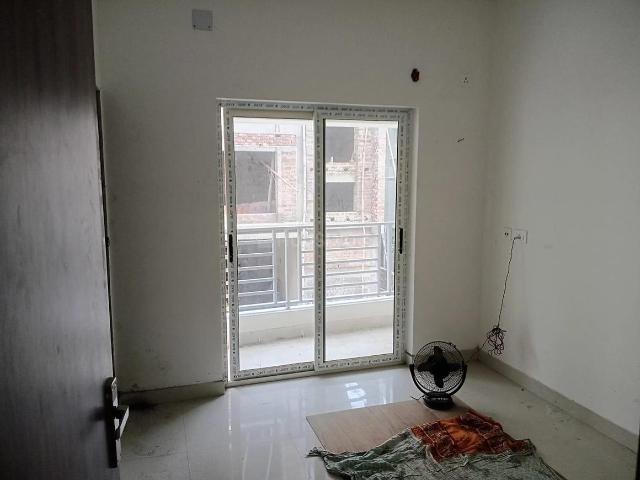 2 BHK Apartment in Madurdaha for resale Kolkata. The reference number is 21211207