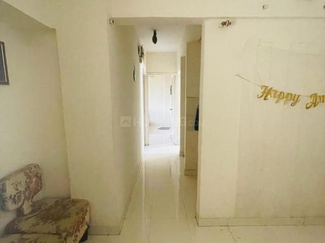 2 BHK Apartment in Magarpatta City for rent Pune. The reference number is 14127217