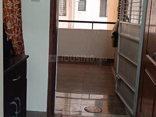 2 BHK Apartment in Magarpatta City for rent Pune. The reference number is 19530976
