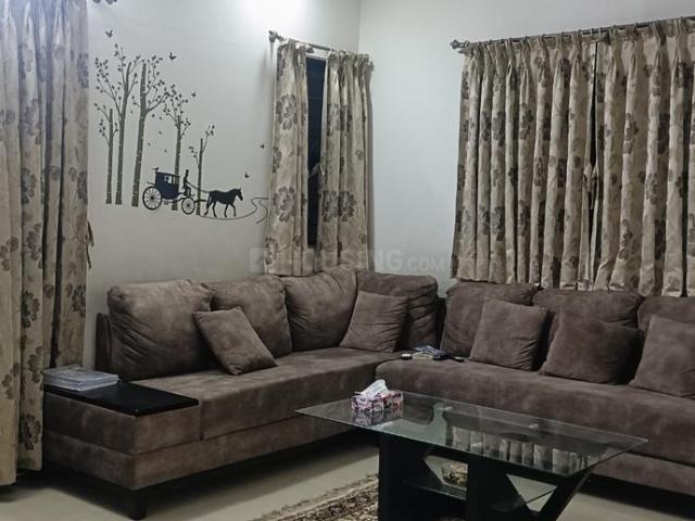 2 BHK Apartment in Magarpatta City for rent Pune. The reference number is 19558187