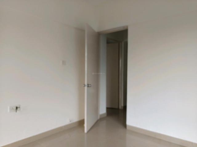 2 BHK Apartment in Magarpatta City for rent Pune. The reference number is 19925803