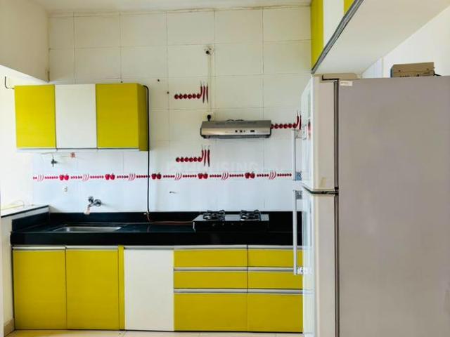 2 BHK Apartment in Magarpatta City for rent Pune. The reference number is 20400914