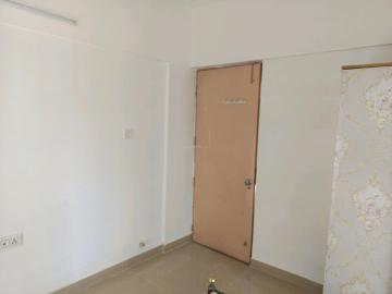 2 BHK Apartment in Magarpatta City for rent Pune. The reference number is 20425959