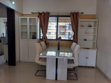 2 BHK Apartment in Magarpatta City for rent Pune. The reference number is 20471403