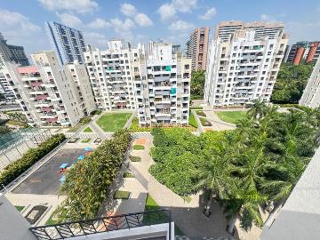 2 BHK Apartment in Magarpatta City for rent Pune. The reference number is 20540726