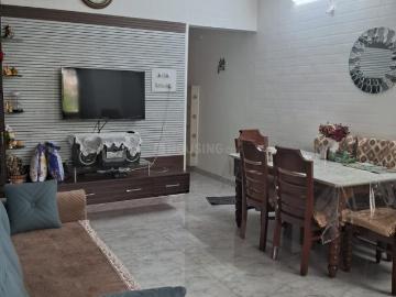 2 BHK Apartment in Magarpatta City for rent Pune. The reference number is 20544813