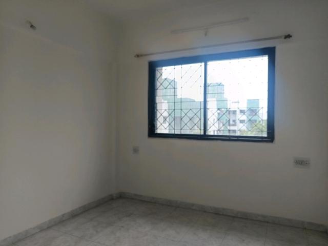 2 BHK Apartment in Magarpatta City for rent Pune. The reference number is 20603582