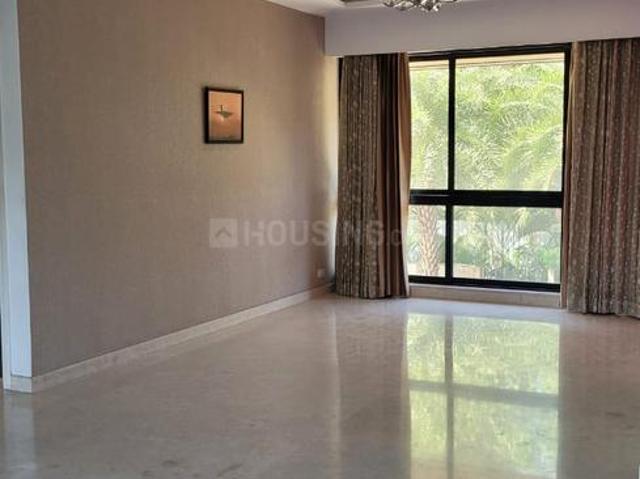 2 BHK Apartment in Magarpatta City for rent Pune. The reference number is 20761917