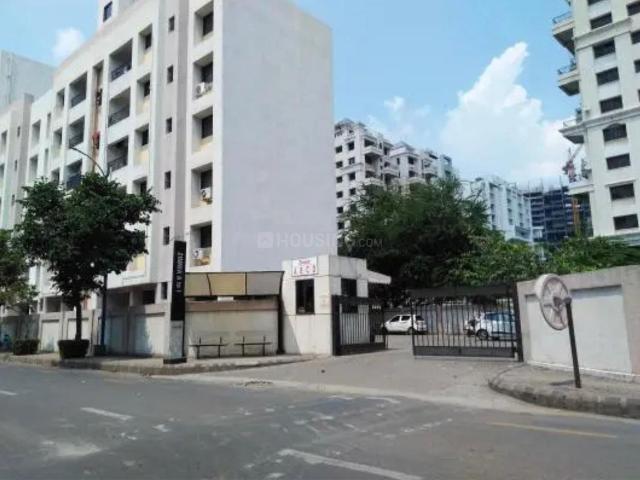 2 BHK Apartment in Magarpatta City for rent Pune. The reference number is 20772486