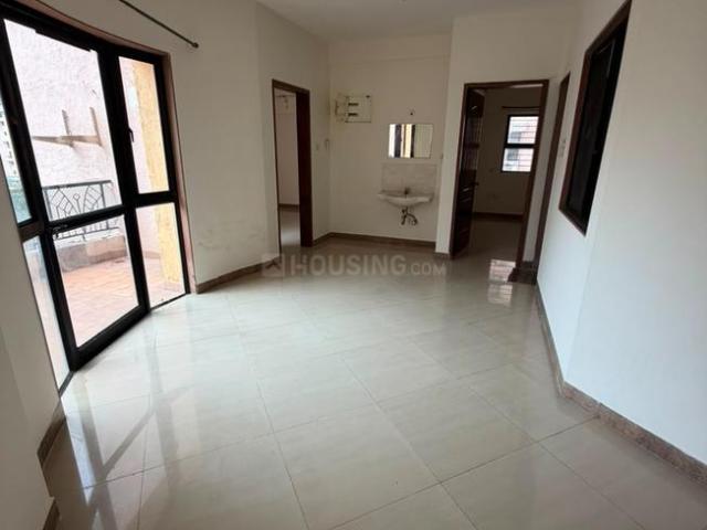 2 BHK Apartment in Magarpatta City for rent Pune. The reference number is 20937165