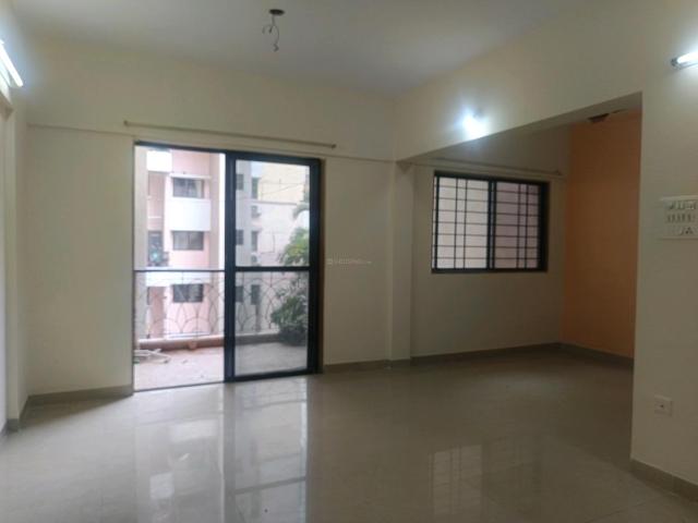2 BHK Apartment in Magarpatta City for rent Pune. The reference number is 20020556