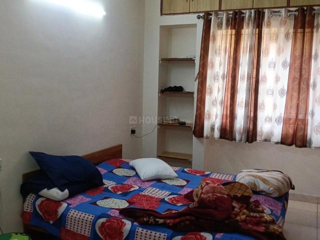 2 BHK Apartment in Magarpatta City for rent Pune. The reference number is 21030422