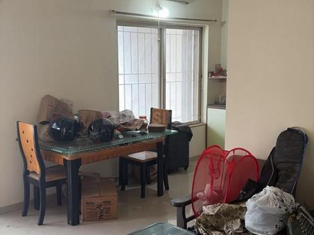 2 BHK Apartment in Magarpatta City for rent Pune. The reference number is 21035542