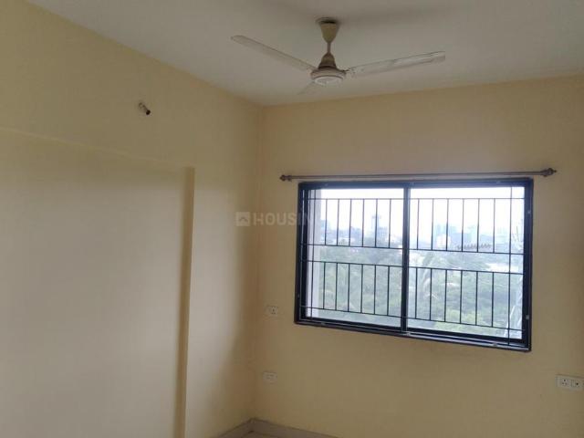 2 BHK Apartment in Magarpatta City for rent Pune. The reference number is 21110762