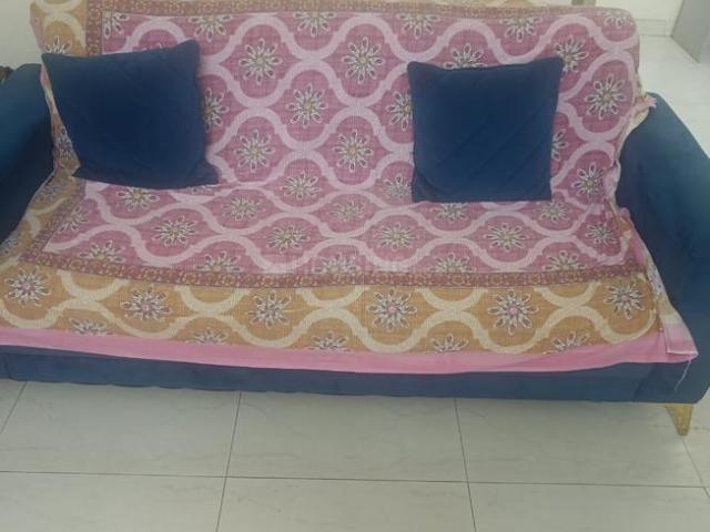 2 BHK Apartment in Magarpatta City for rent Pune. The reference number is 21111847